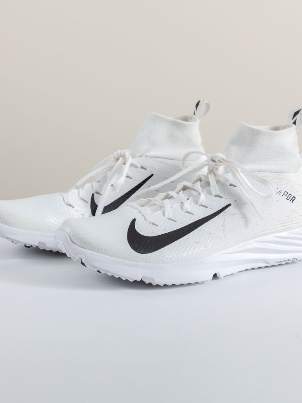 Nike Vapor Untouchable Speed Turf 2 White Mens Size 11 Football AO8744-100 - Picture 4 of 10